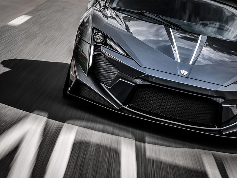 سيارة W Motors Fenyr SuperSport تعـبر الأطلسي: سيارة الهايبركار الجديدة كلياً لأول مرة على الأراضي الأمريكية